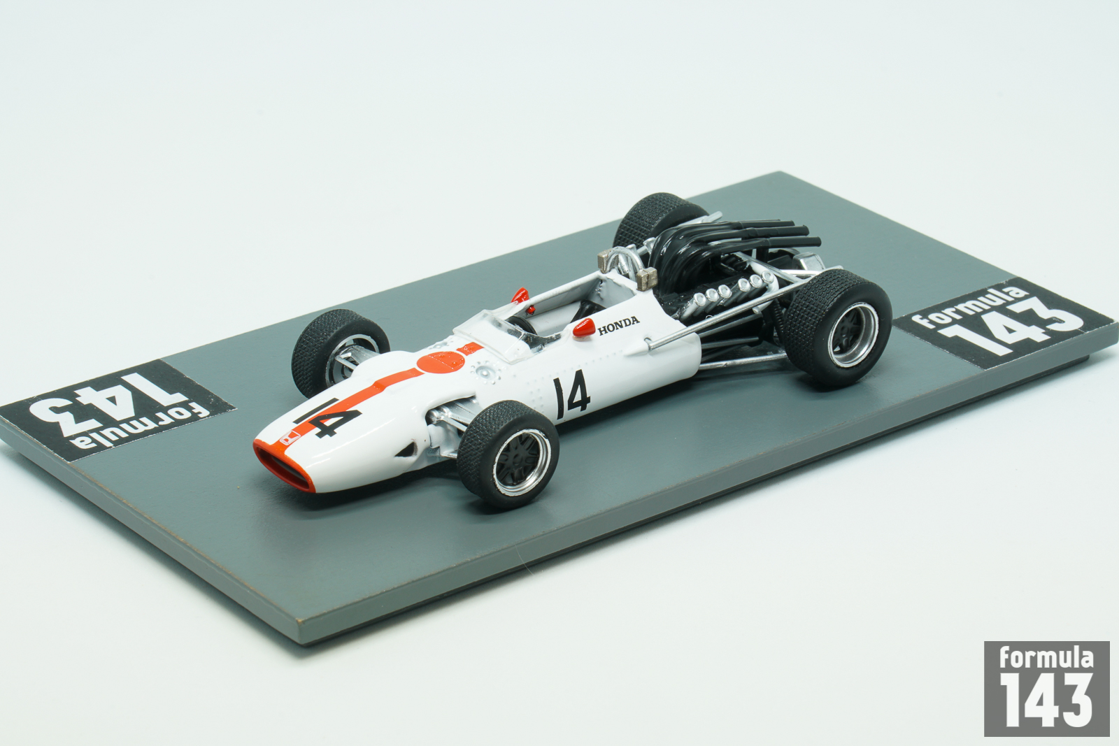 1967 Honda RA300 Surtees – formula143